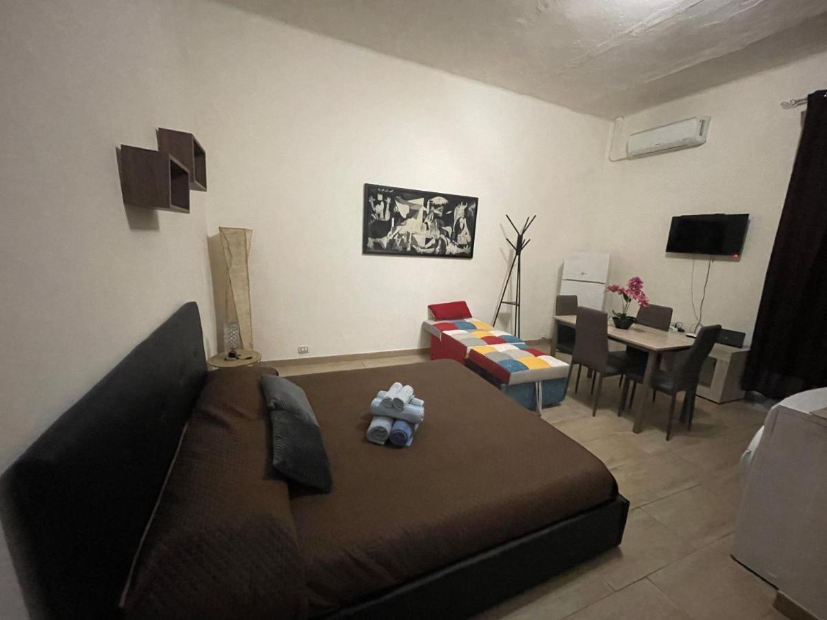 Civico 10 Apartamento Sássari Exterior foto